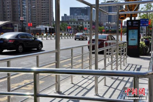 YψDڱֵ؅^(q)εO(sh)վơ<a target='_blank'  _fcksavedurl='http://www.chinanews.com/'></table><p  align=