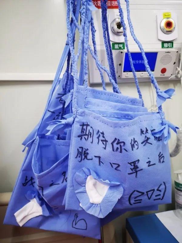 驚喜！火神山女孩與“萌兇”醫(yī)生隔空再相見，笑著笑著就哭了→